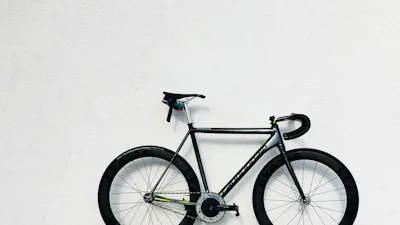 E-Bike as Company Bike: Is It Worth More Than a Regular Bicycle?