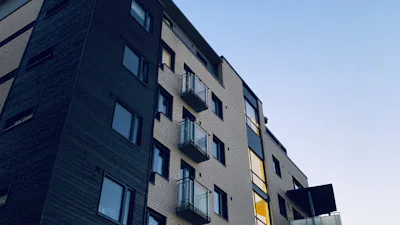 Indexmiete und Mietpreisbremse: Was für die Ausgangsmiete gilt