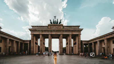 Moving in Berlin: Costs & Tips