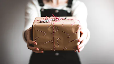 Paying Back a Christmas Bonus: What Repayment Clauses May Require