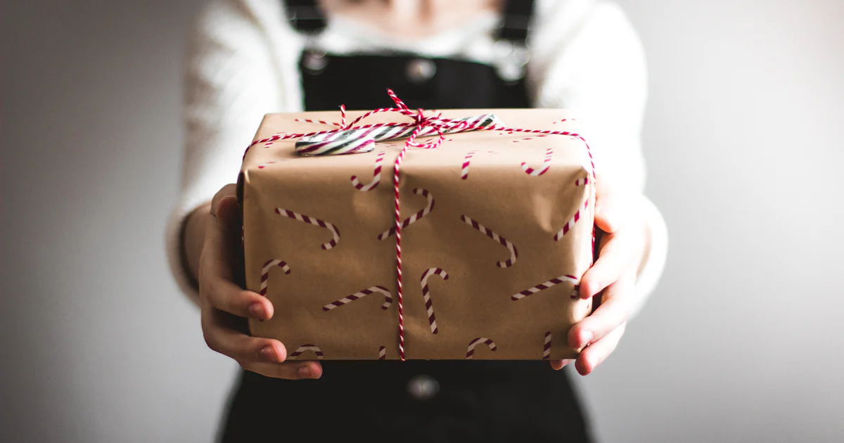 Paying Back a Christmas Bonus: What Repayment Clauses May Require